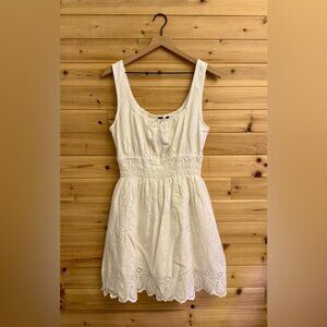 GAP 2025 Large Linen Blend Smocked Milkmaid Eyelet Mini Dress Bridal Wedding